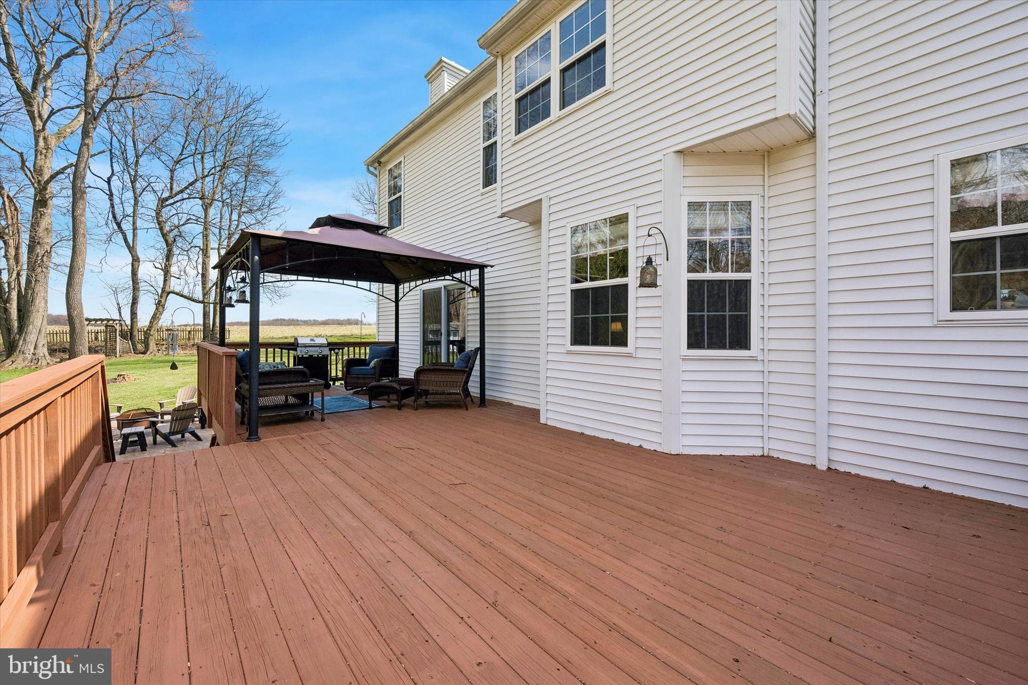 STRASBURG HUNT - Residential