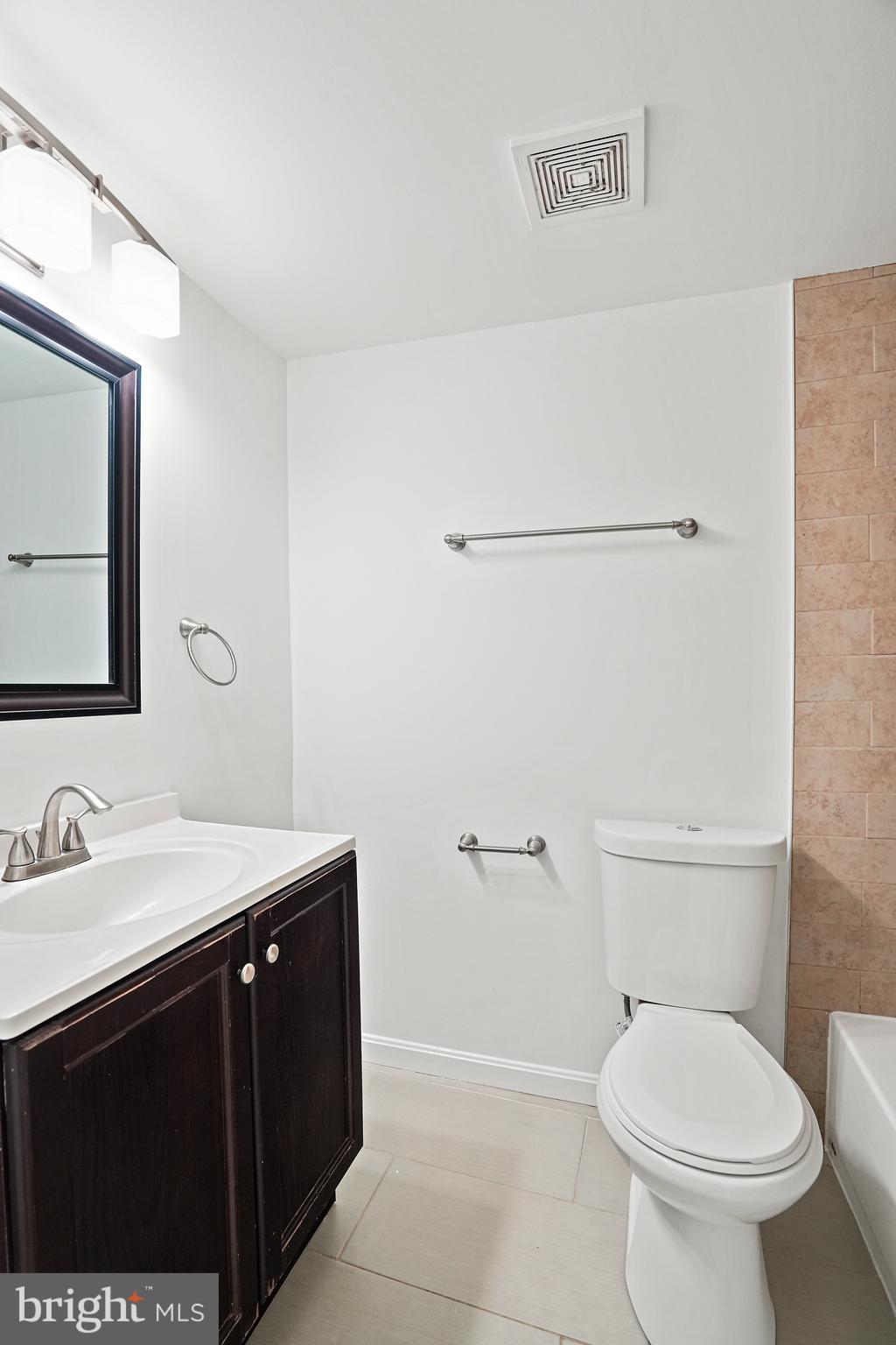 BETHESDA PARK - Residential