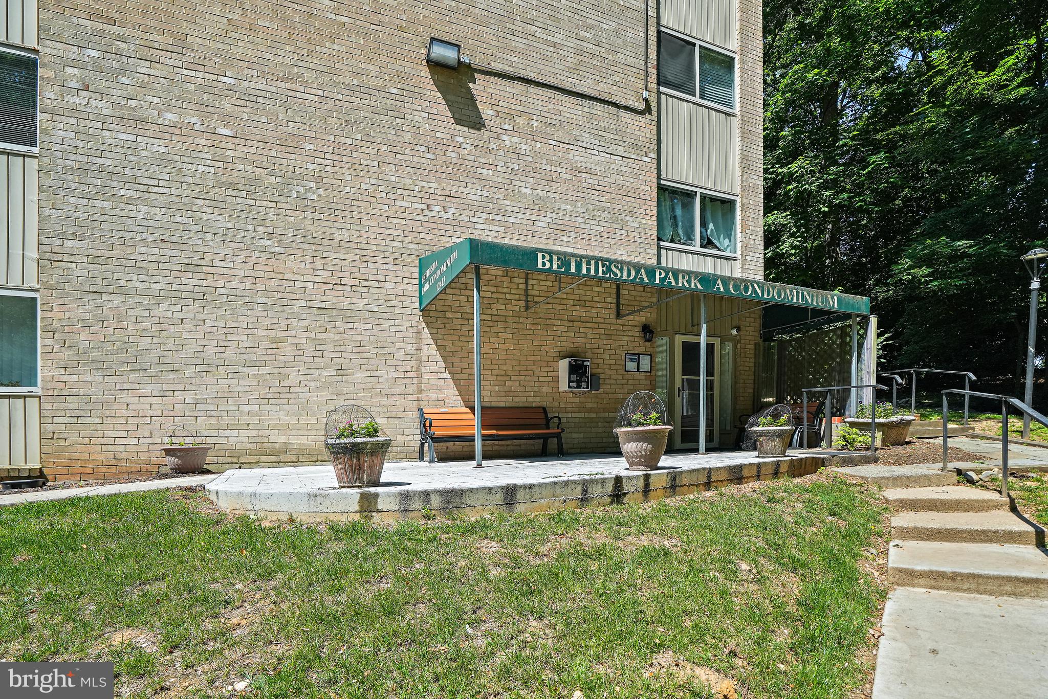 BETHESDA PARK - Residential