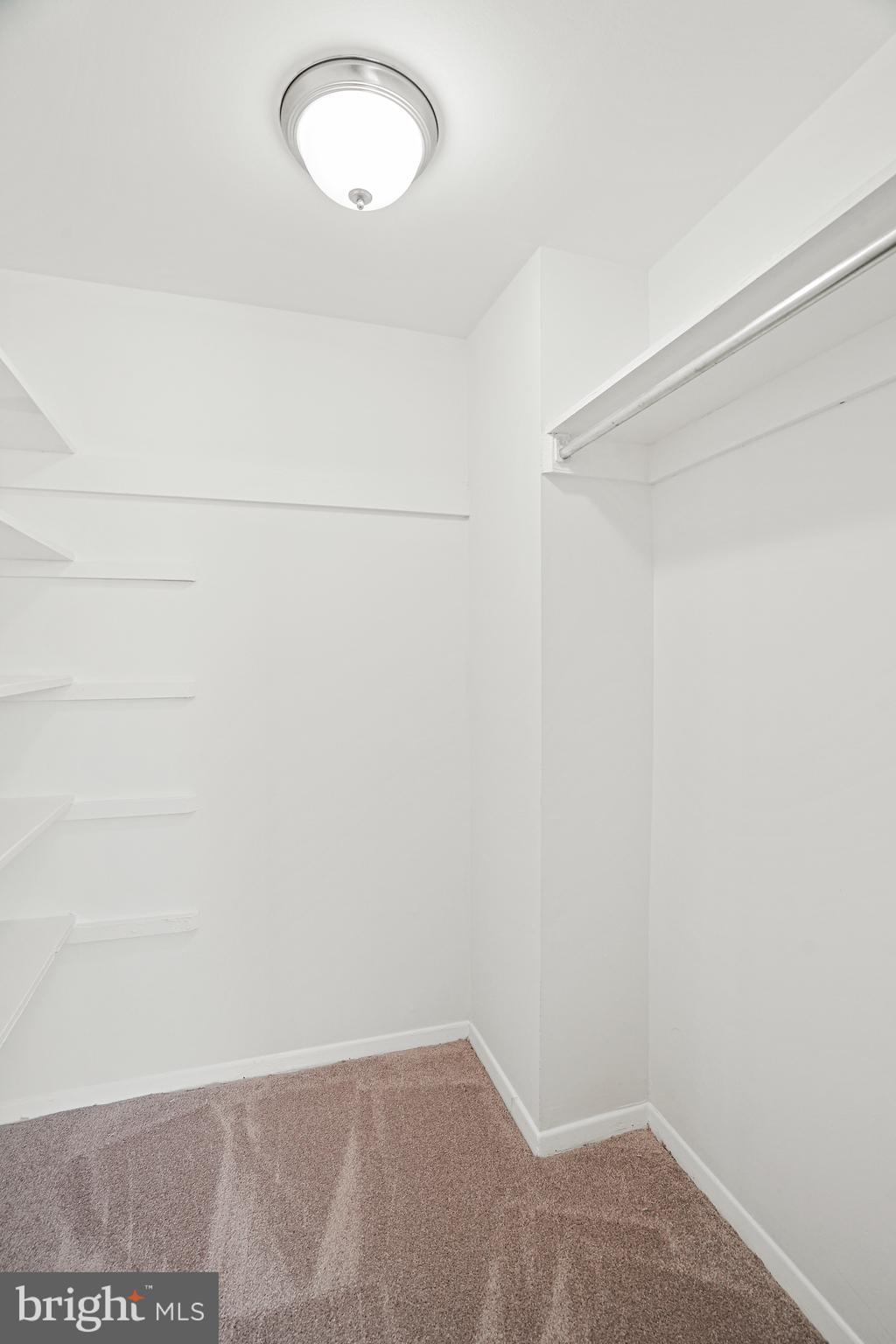 BETHESDA PARK - Residential