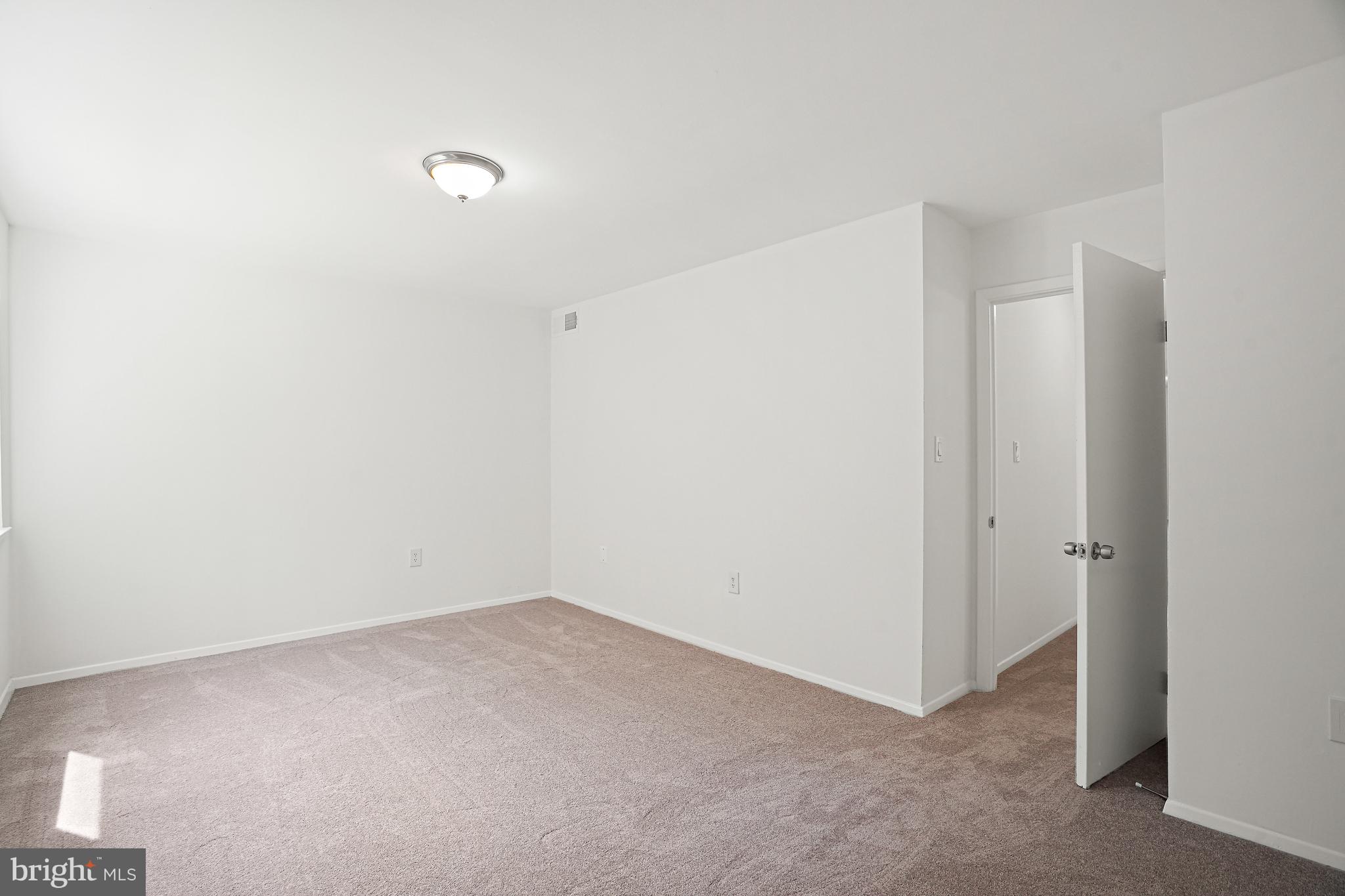 BETHESDA PARK - Residential