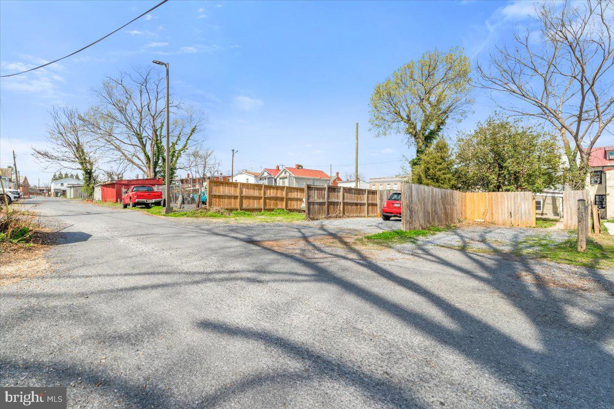 DOWNTOWN FREDERICK - Residential