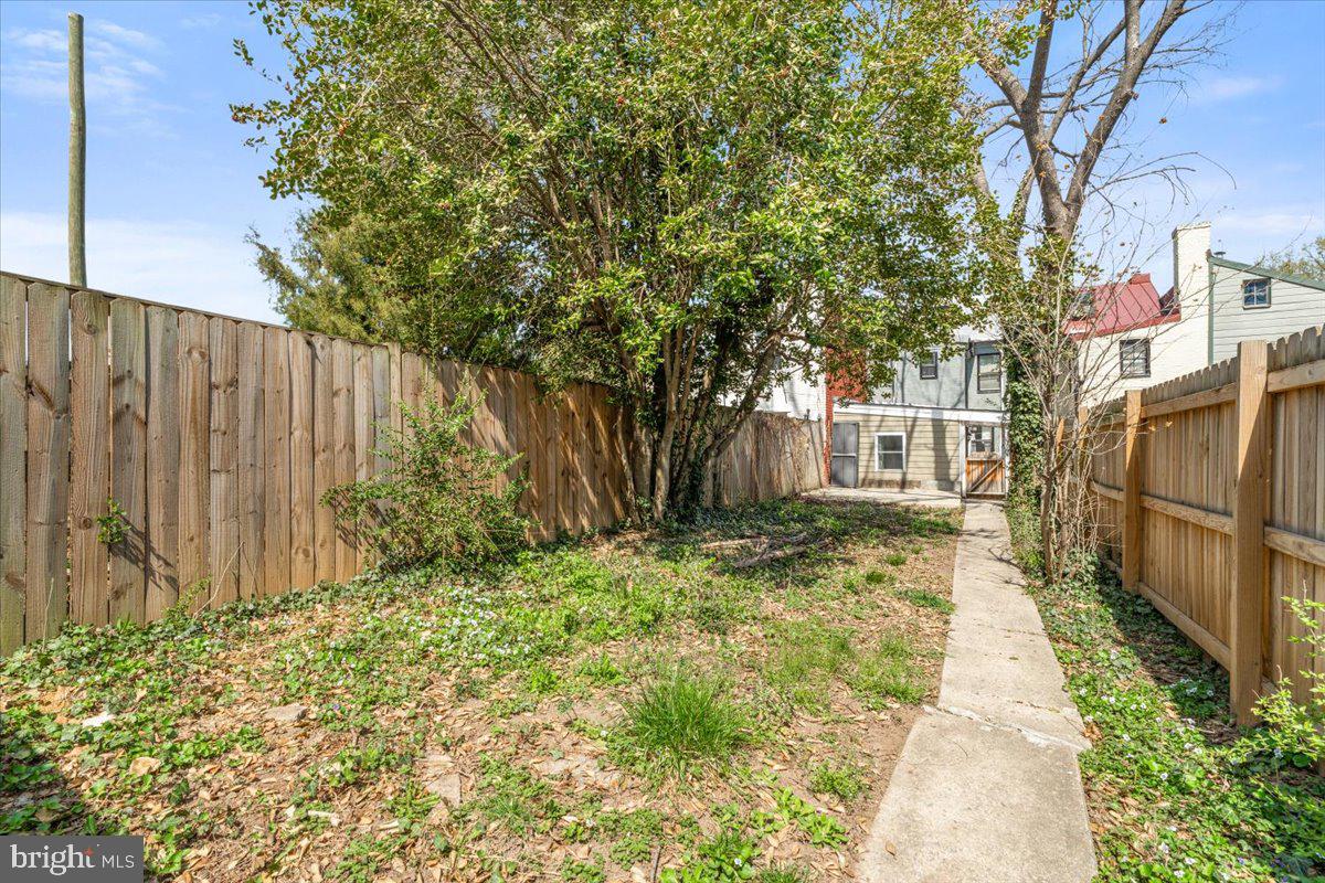 DOWNTOWN FREDERICK - Residential