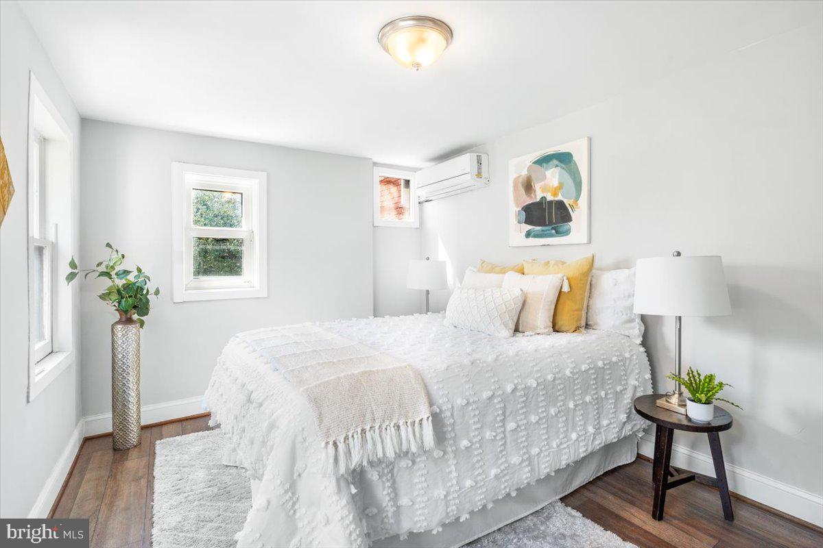 DOWNTOWN FREDERICK - Residential