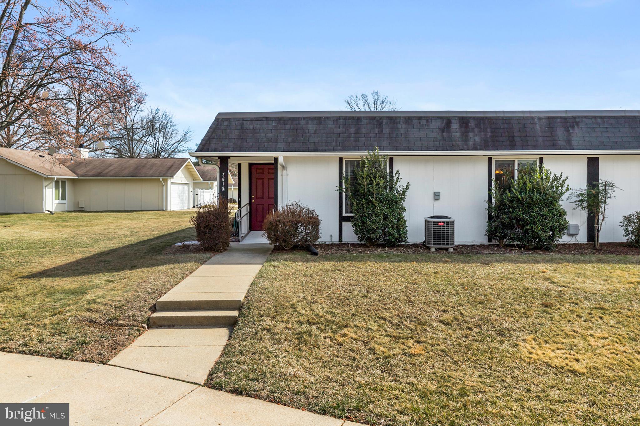 ROSSMOOR MUTUAL #13 - Residential