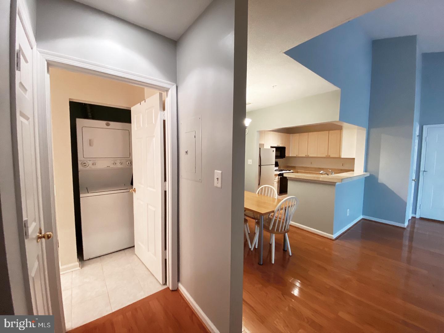 SOUTH GLEN - Residential Lease