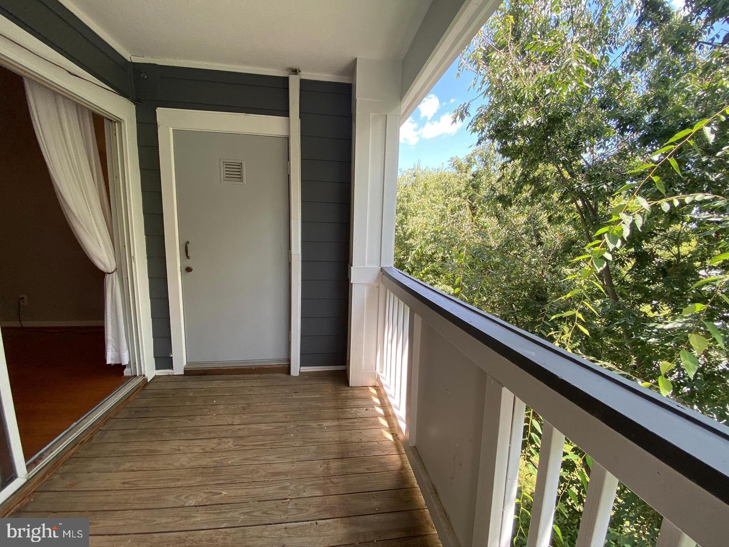 SOUTH GLEN - Residential Lease