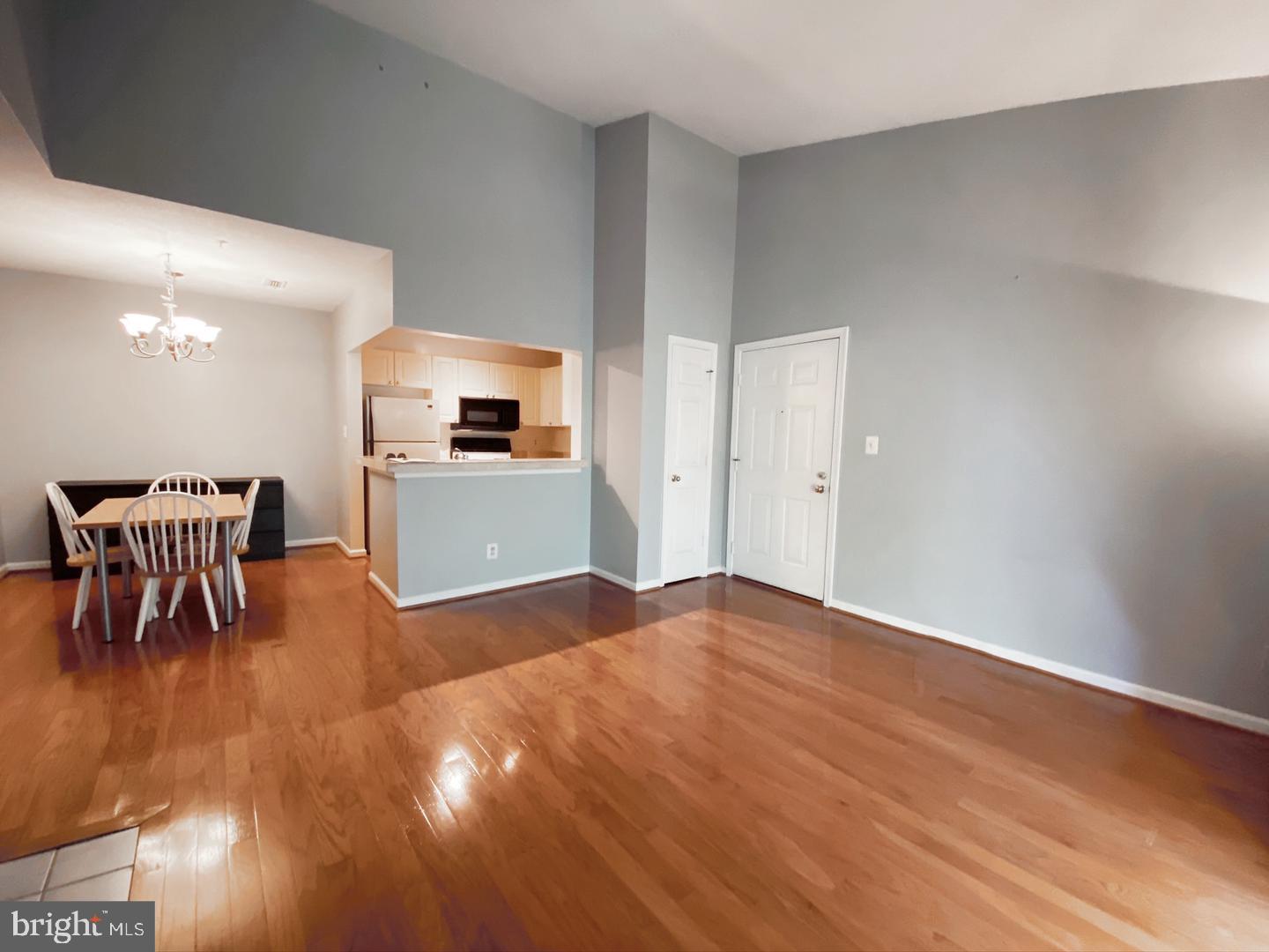 SOUTH GLEN - Residential Lease