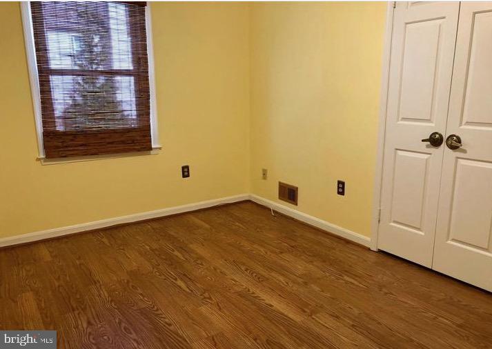 KINGSTOWNE - Residential Lease