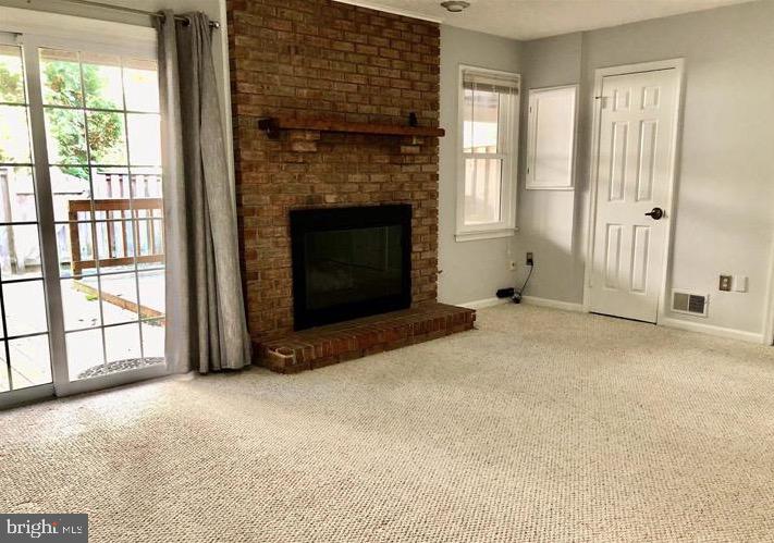 KINGSTOWNE - Residential Lease