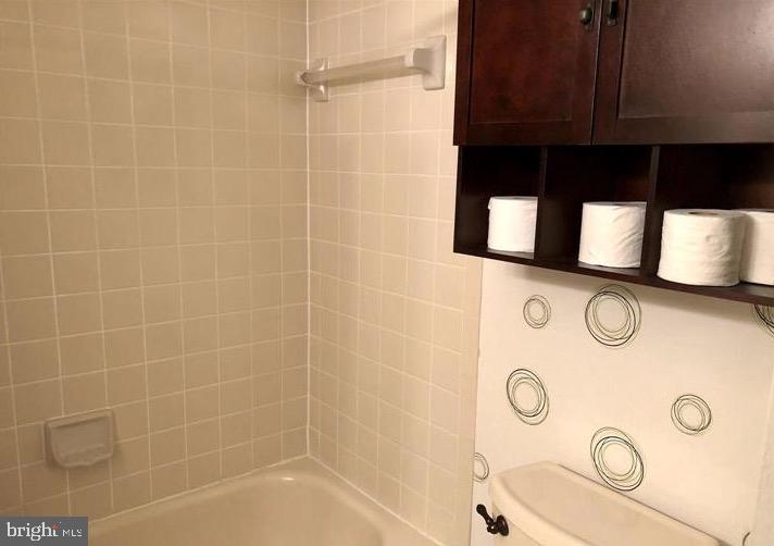 KINGSTOWNE - Residential Lease