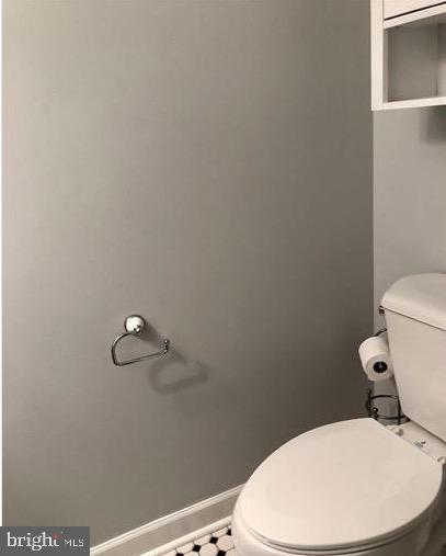 KINGSTOWNE - Residential Lease