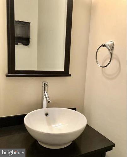 KINGSTOWNE - Residential Lease