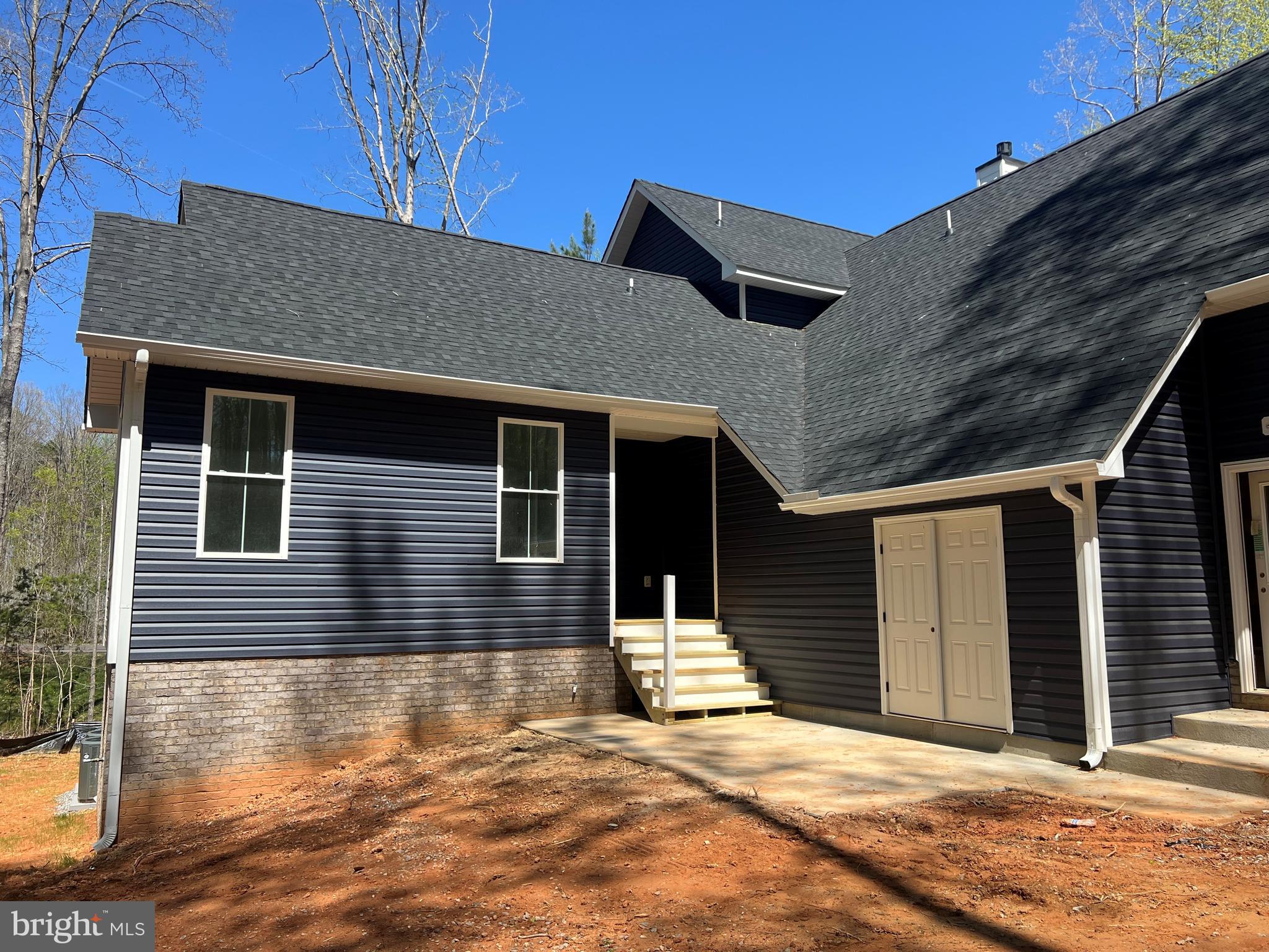 28 CYPRESS LANE