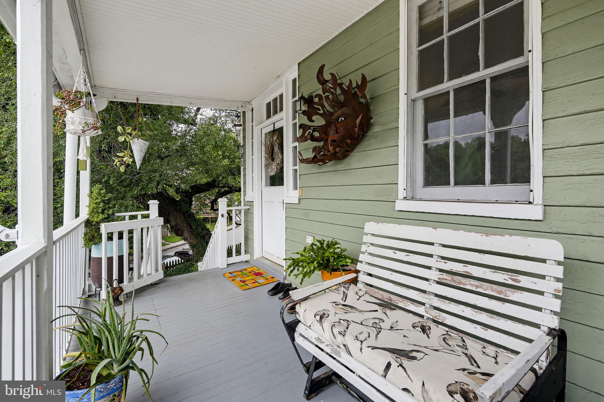 781 OELLA AVENUE
