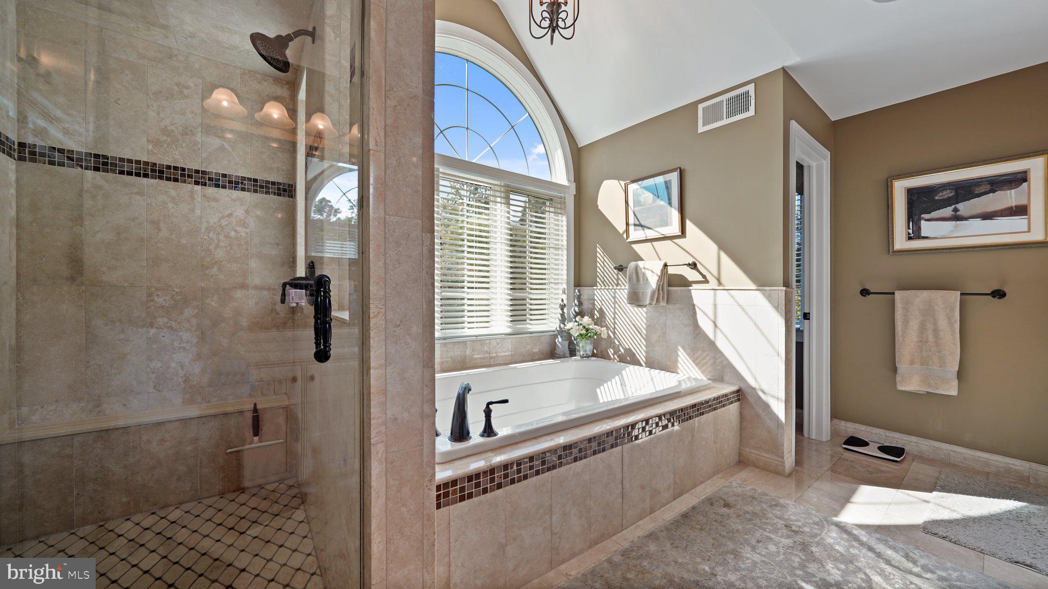 ROSSMORE - Residential