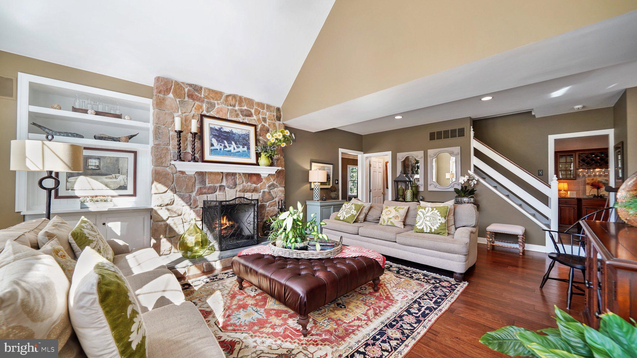 ROSSMORE - Residential