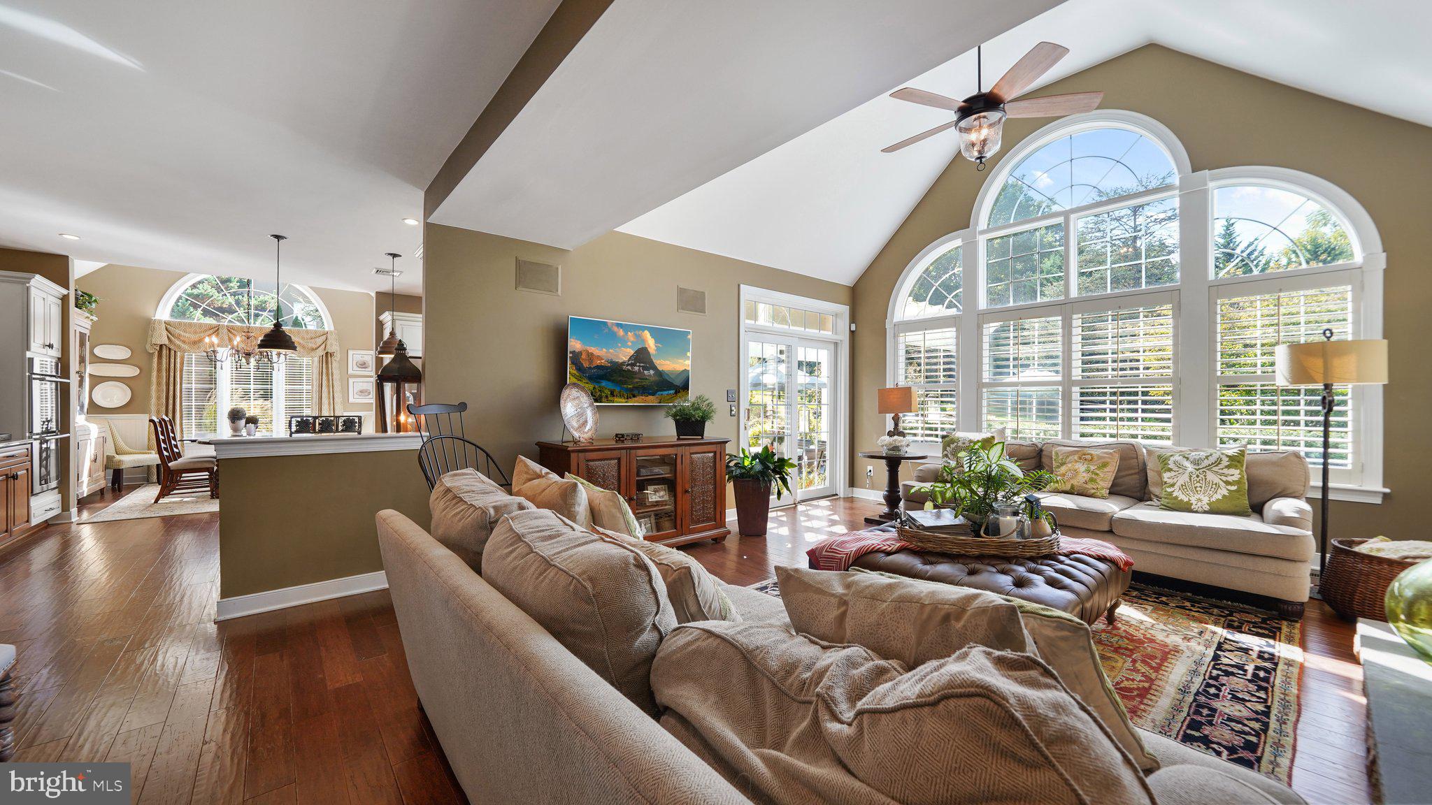 ROSSMORE - Residential