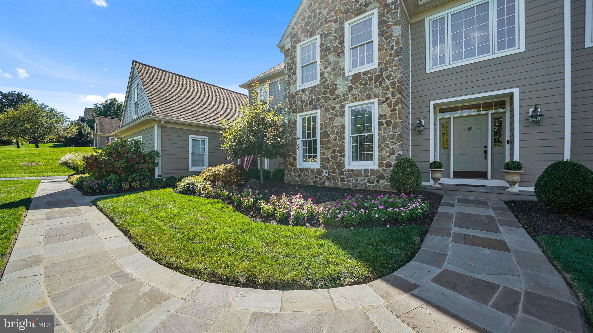 ROSSMORE - Residential