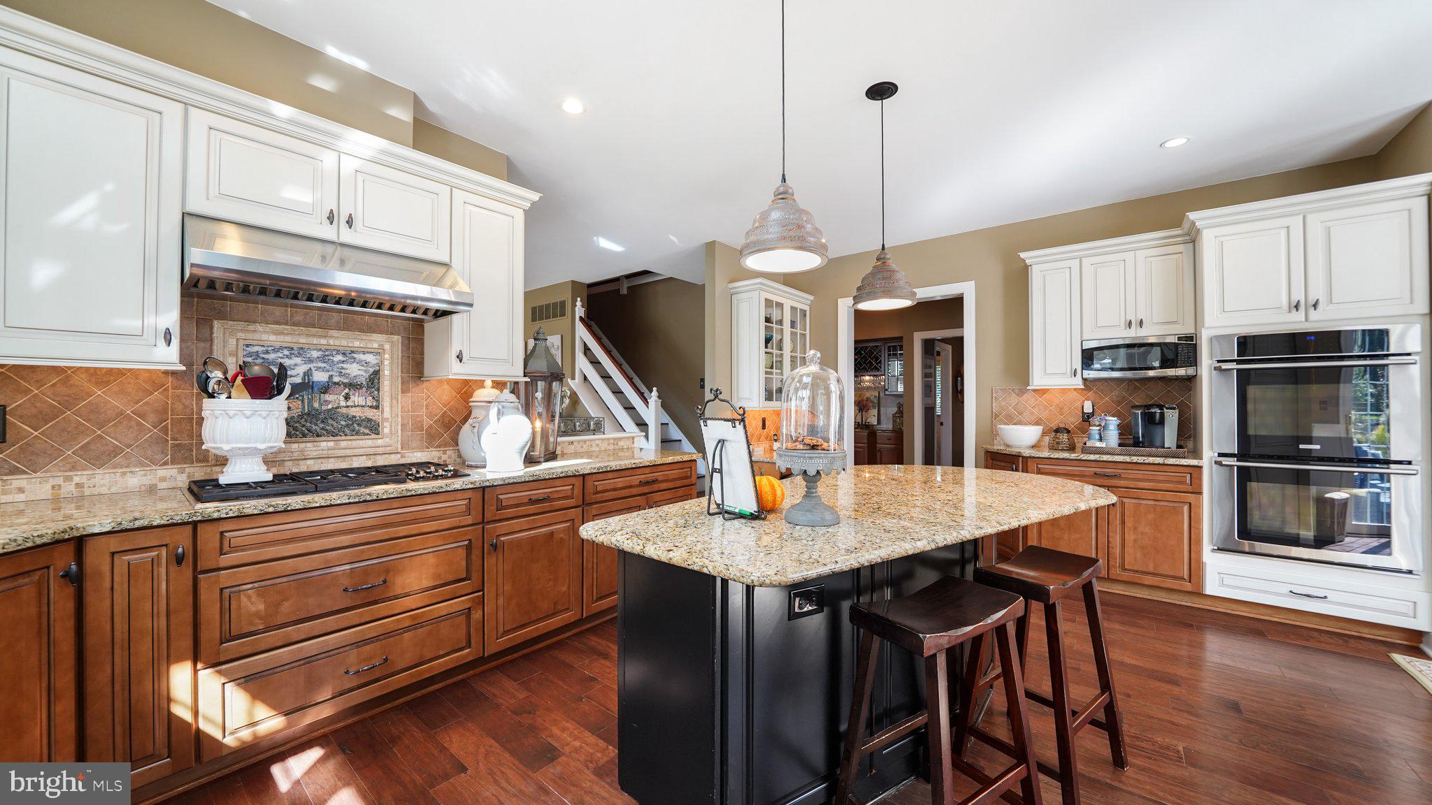 ROSSMORE - Residential