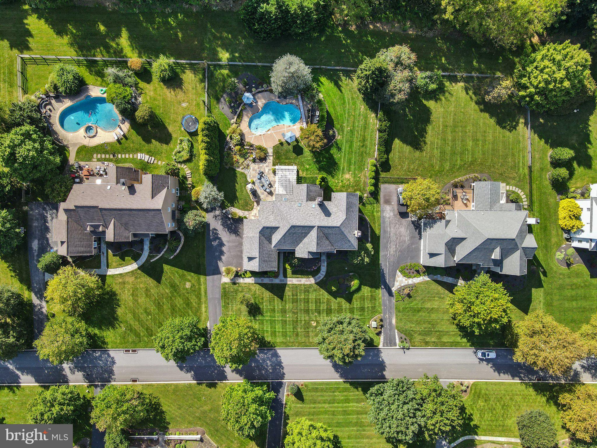 ROSSMORE - Residential