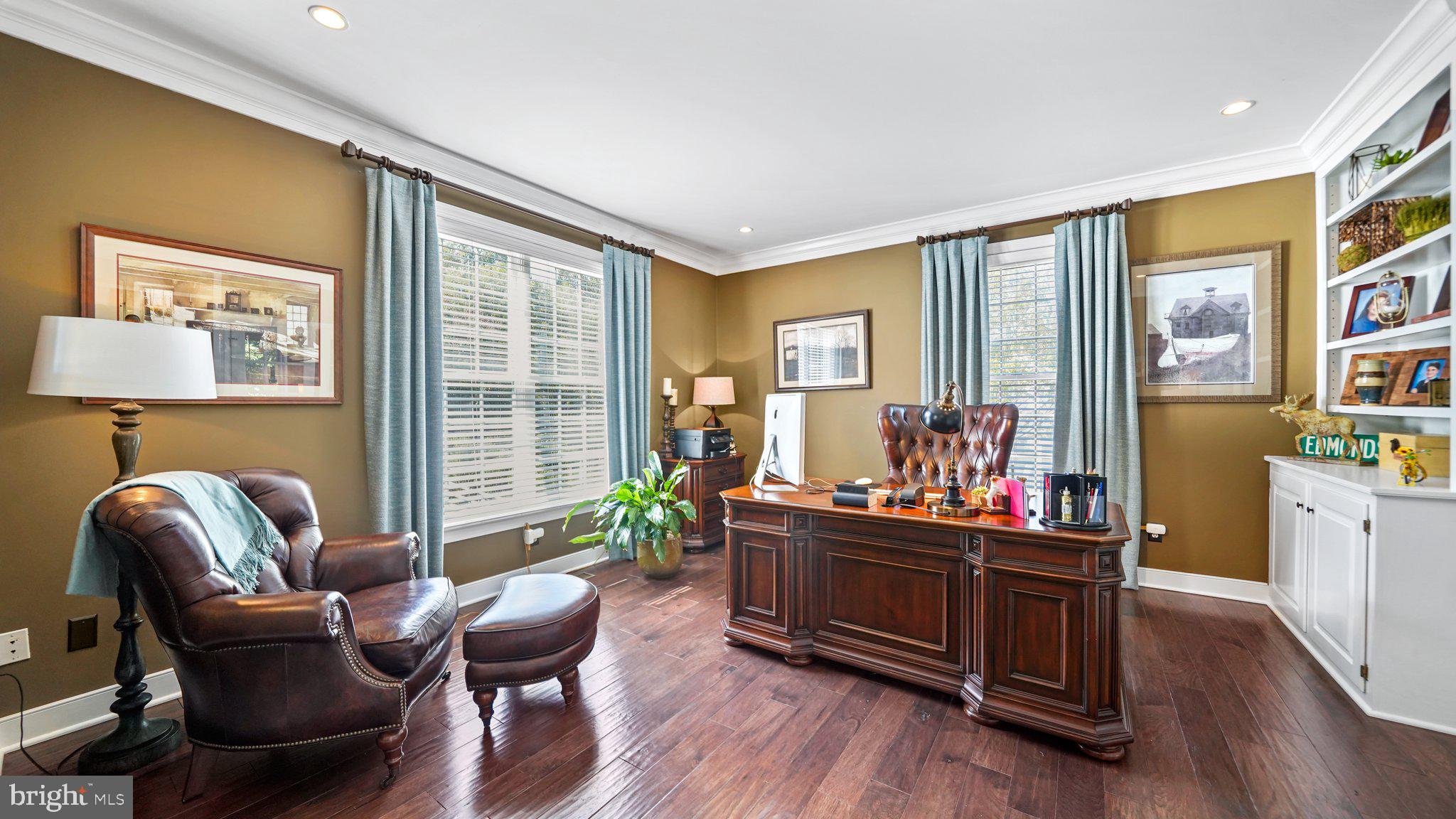 ROSSMORE - Residential