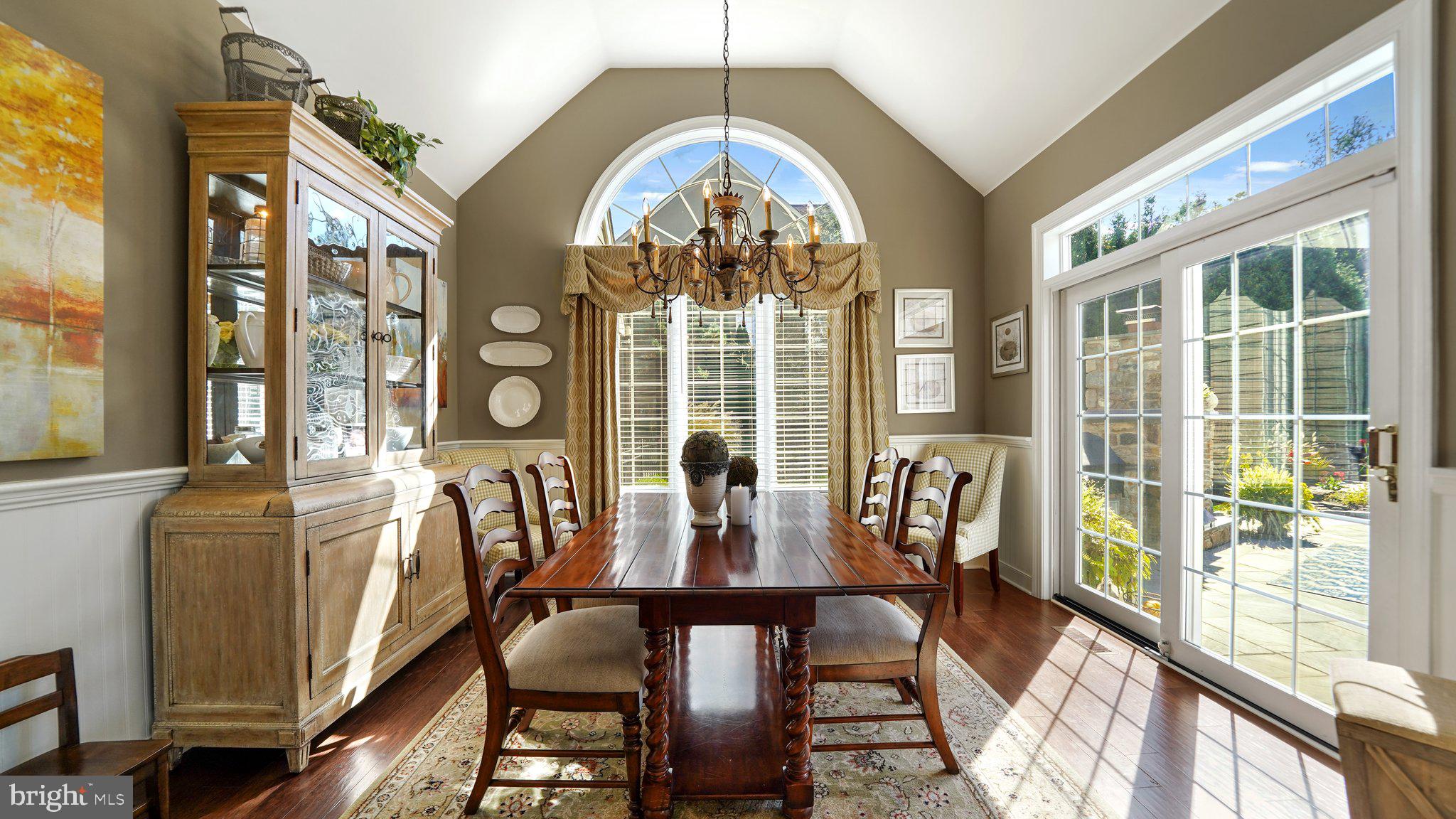 ROSSMORE - Residential