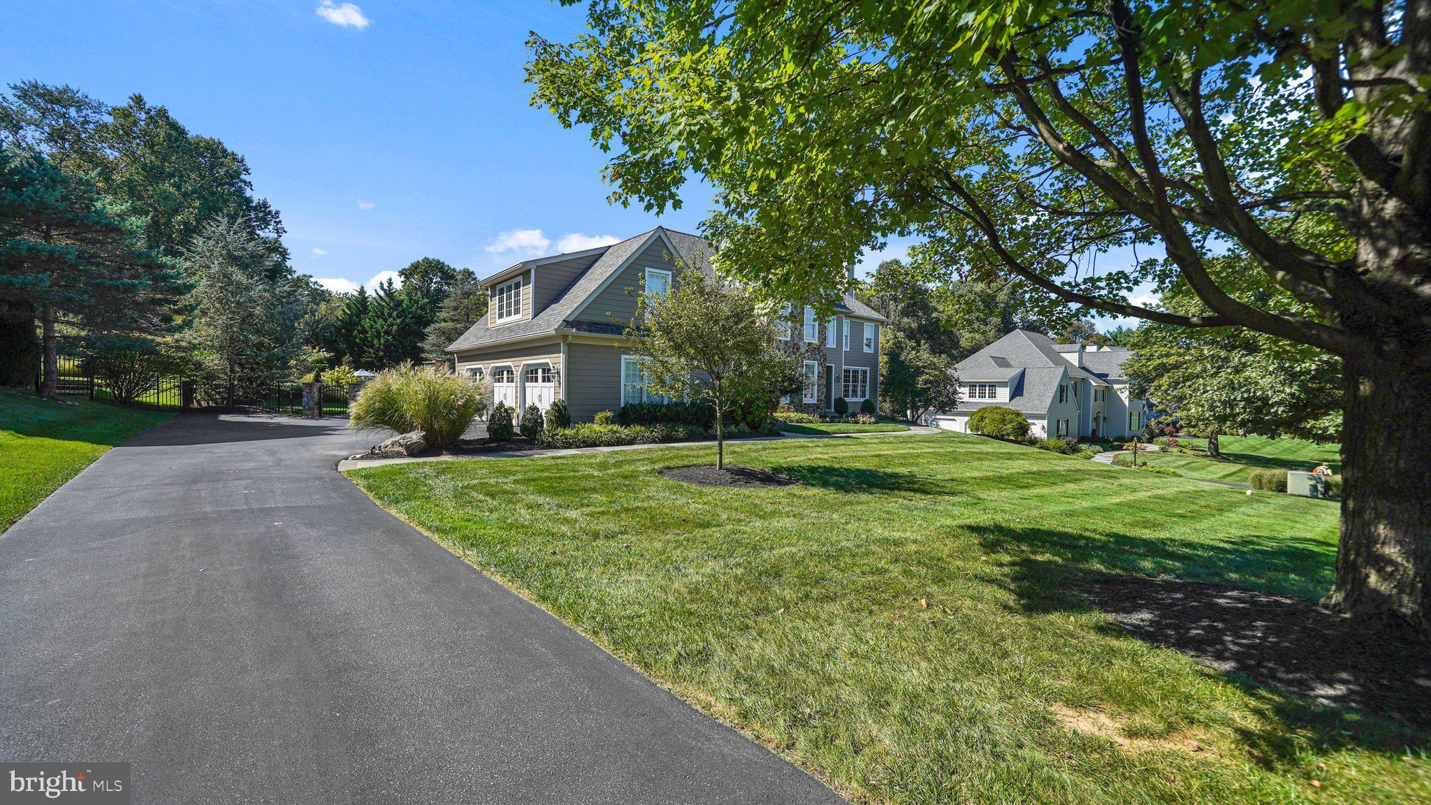 ROSSMORE - Residential