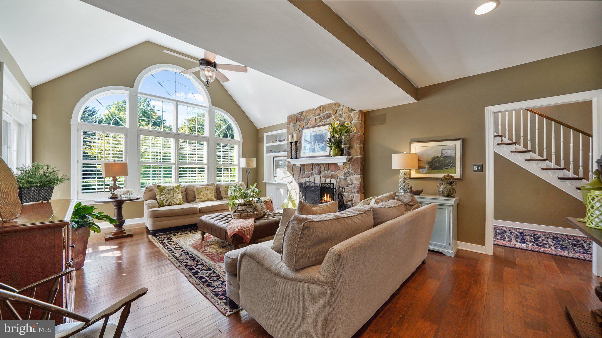 ROSSMORE - Residential