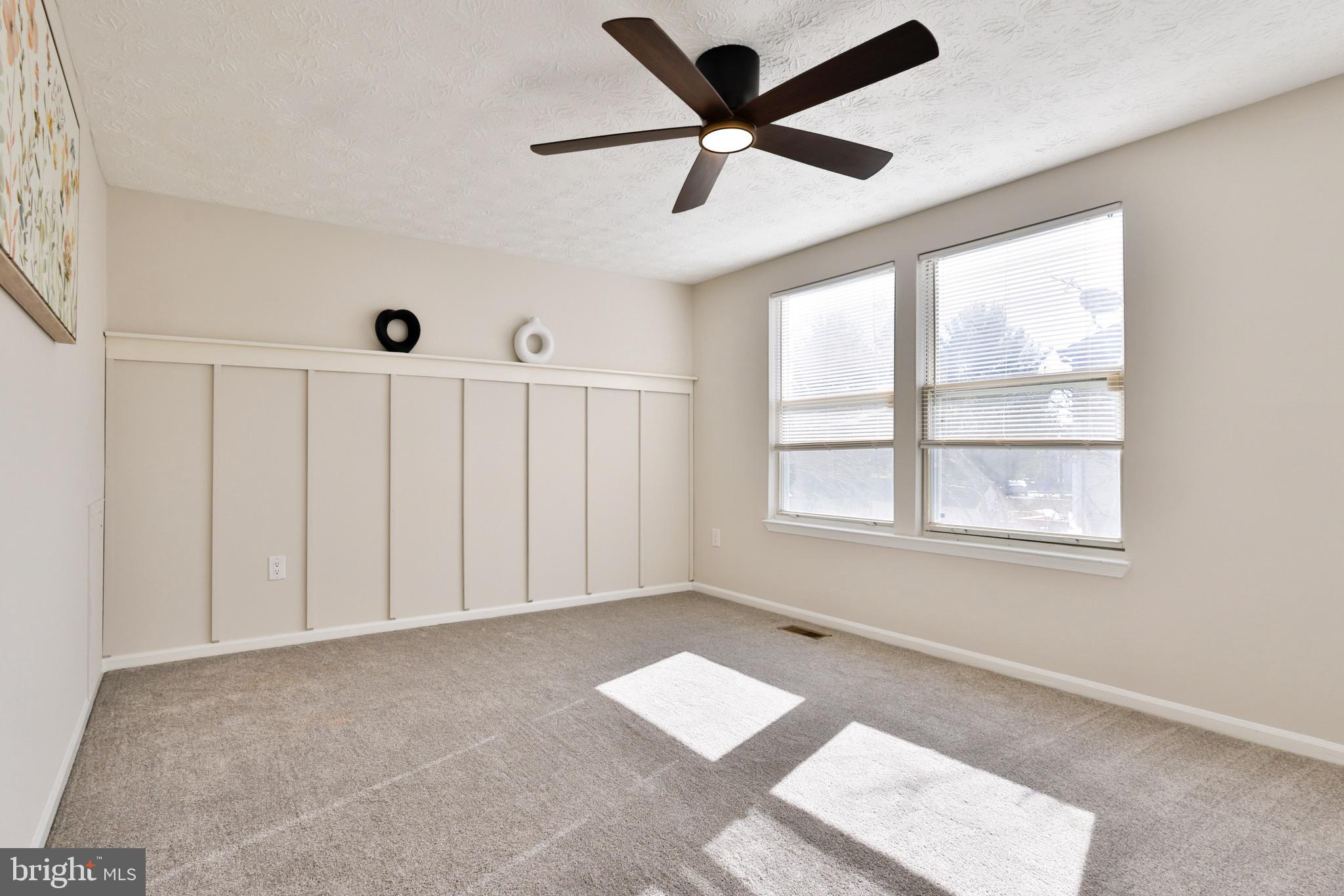 OAK POND - Residential