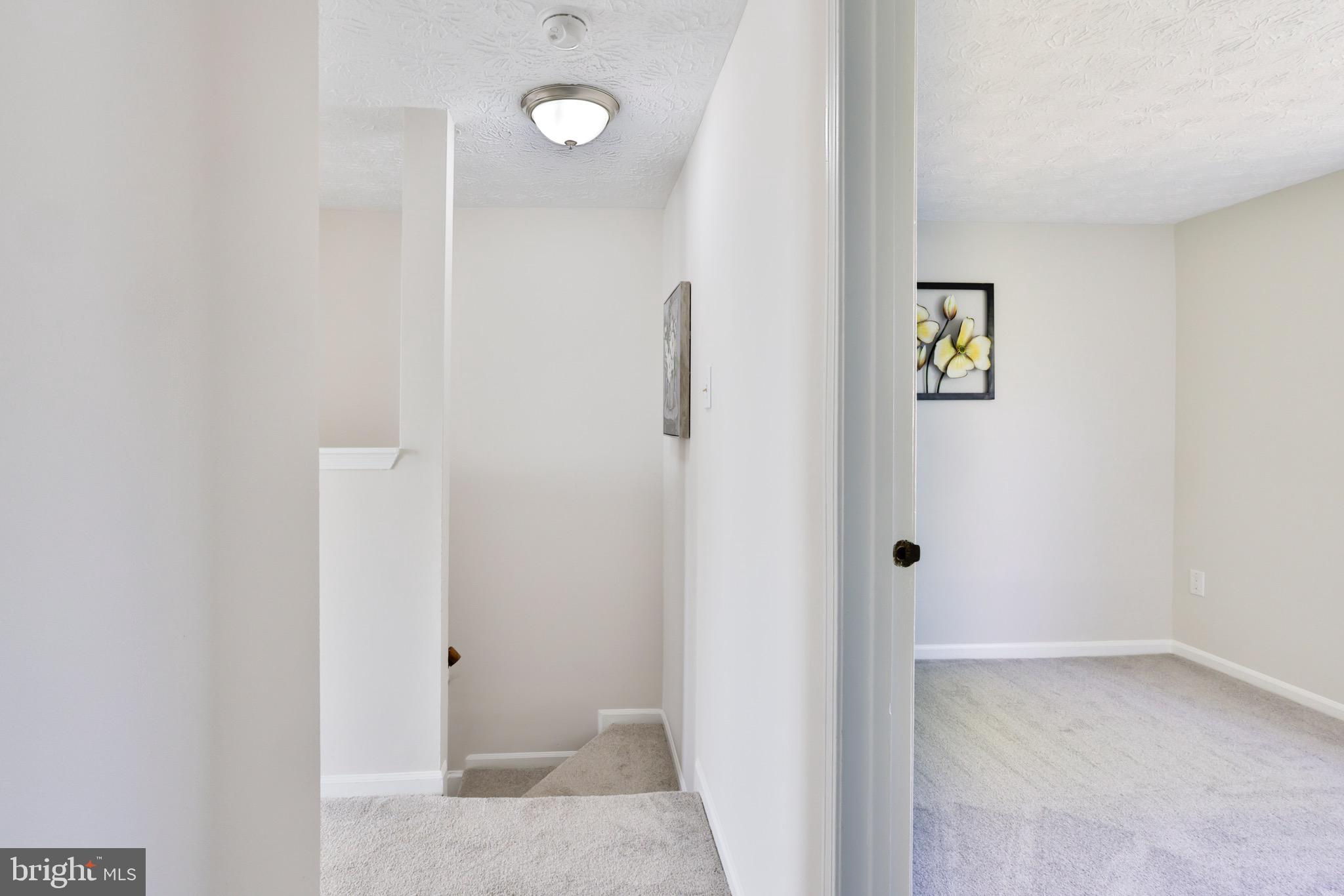 OAK POND - Residential