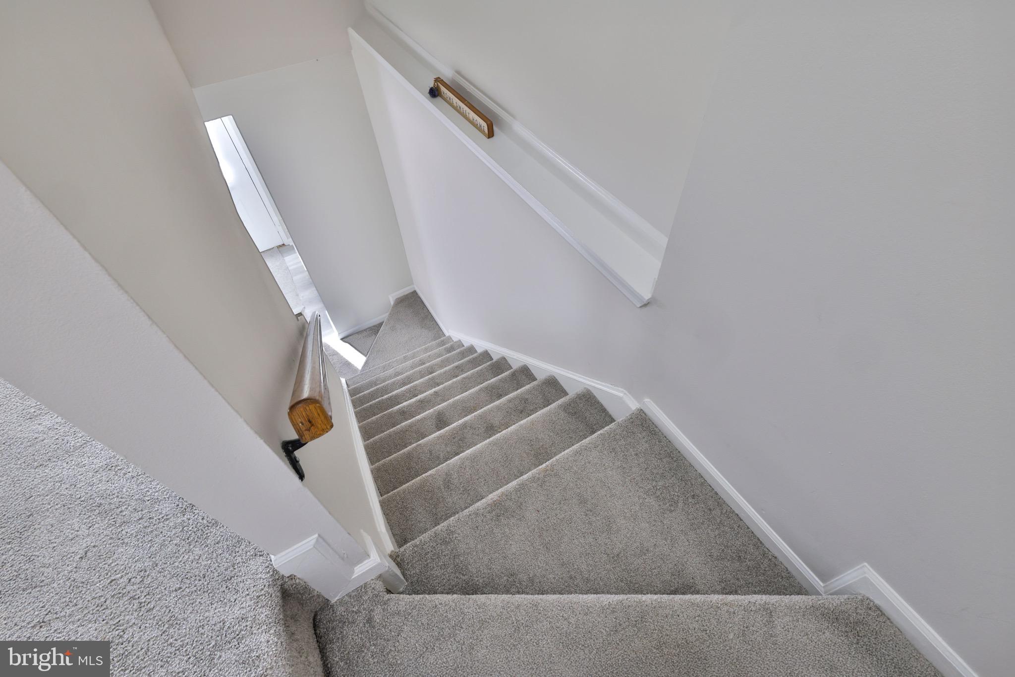 OAK POND - Residential