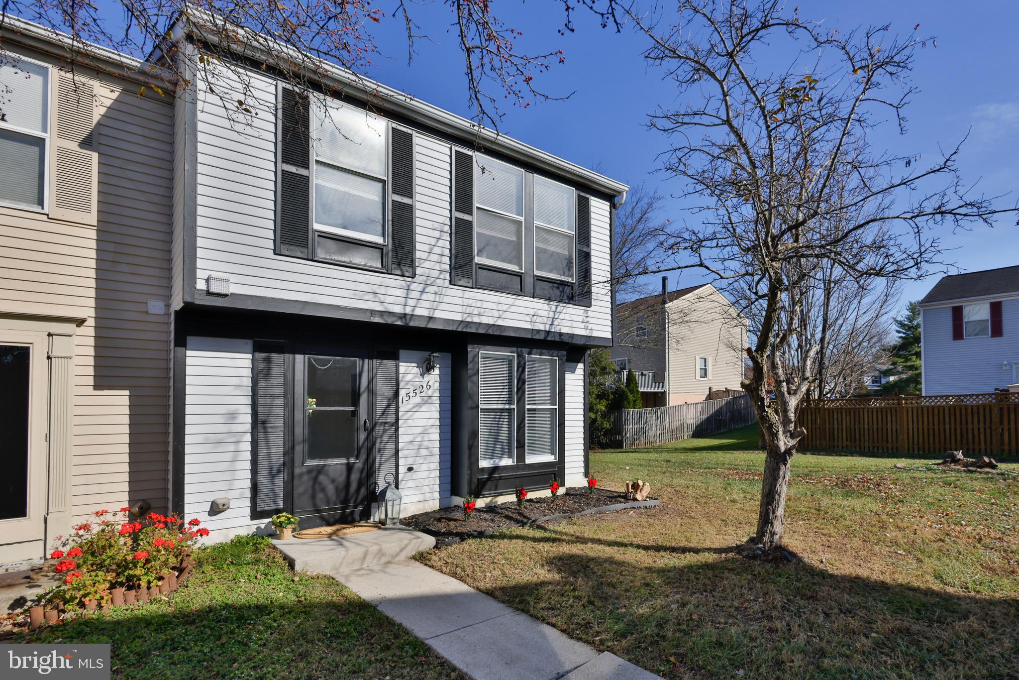 OAK POND - Residential