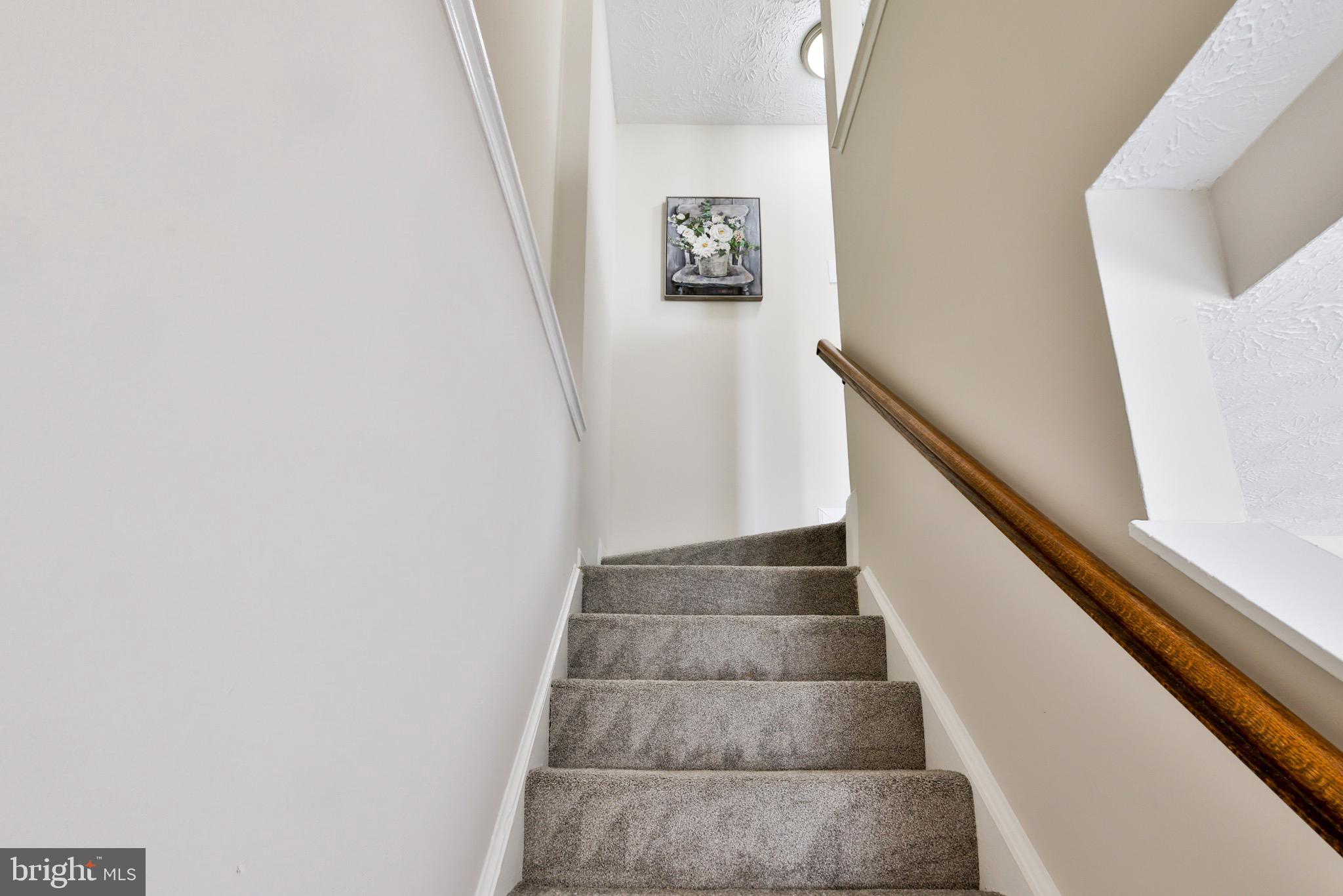 OAK POND - Residential