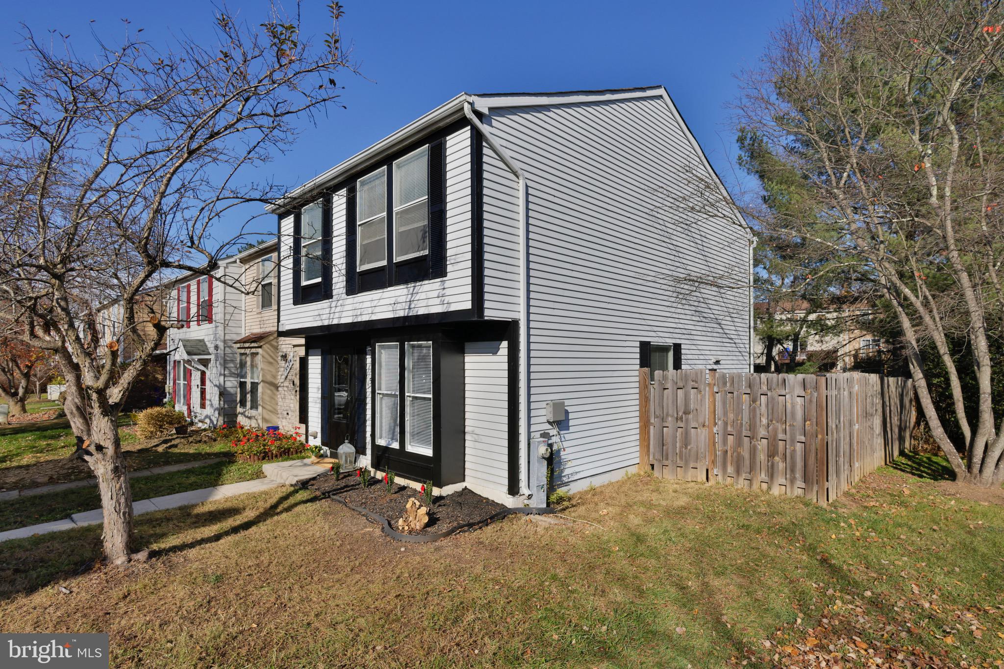 OAK POND - Residential