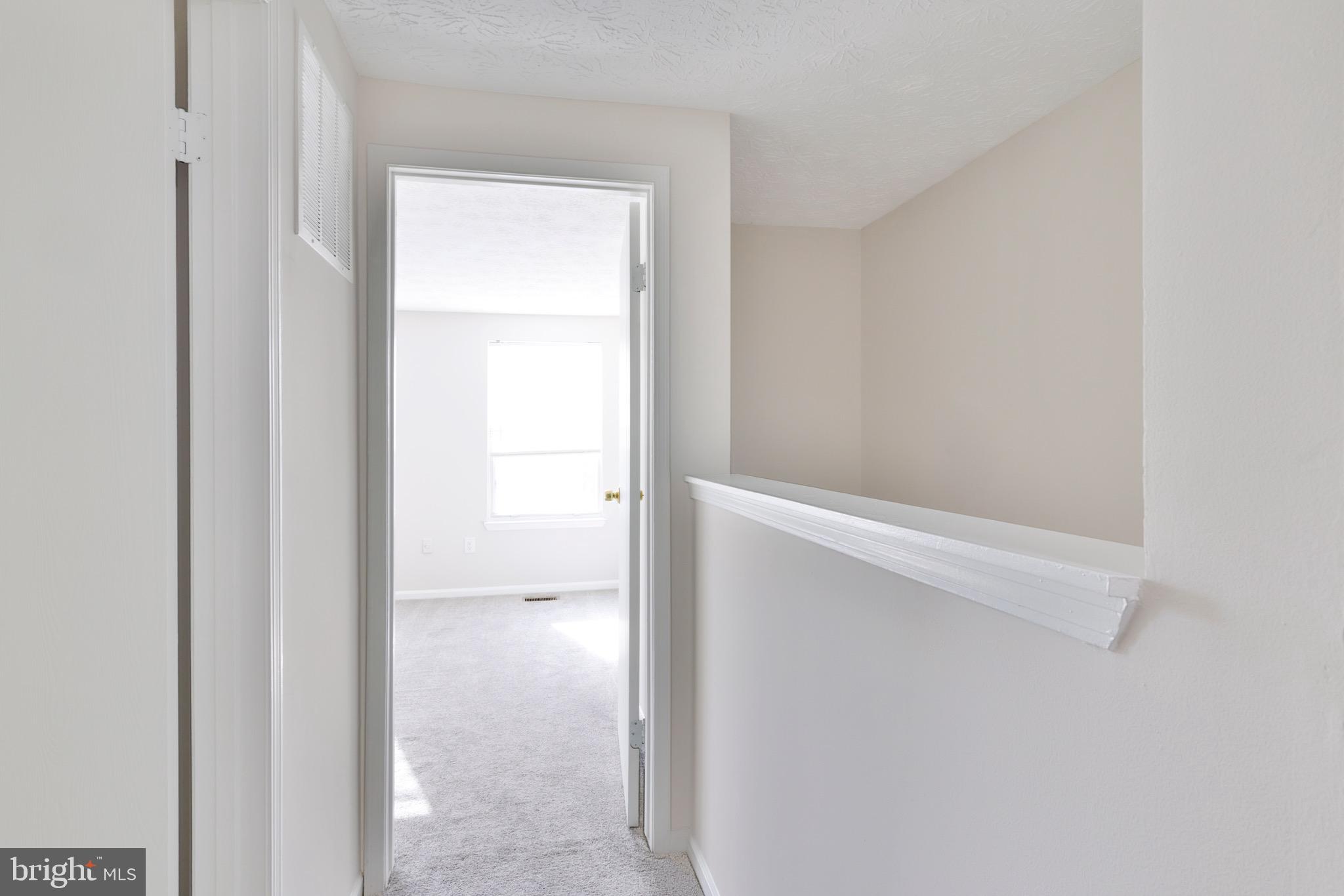 OAK POND - Residential