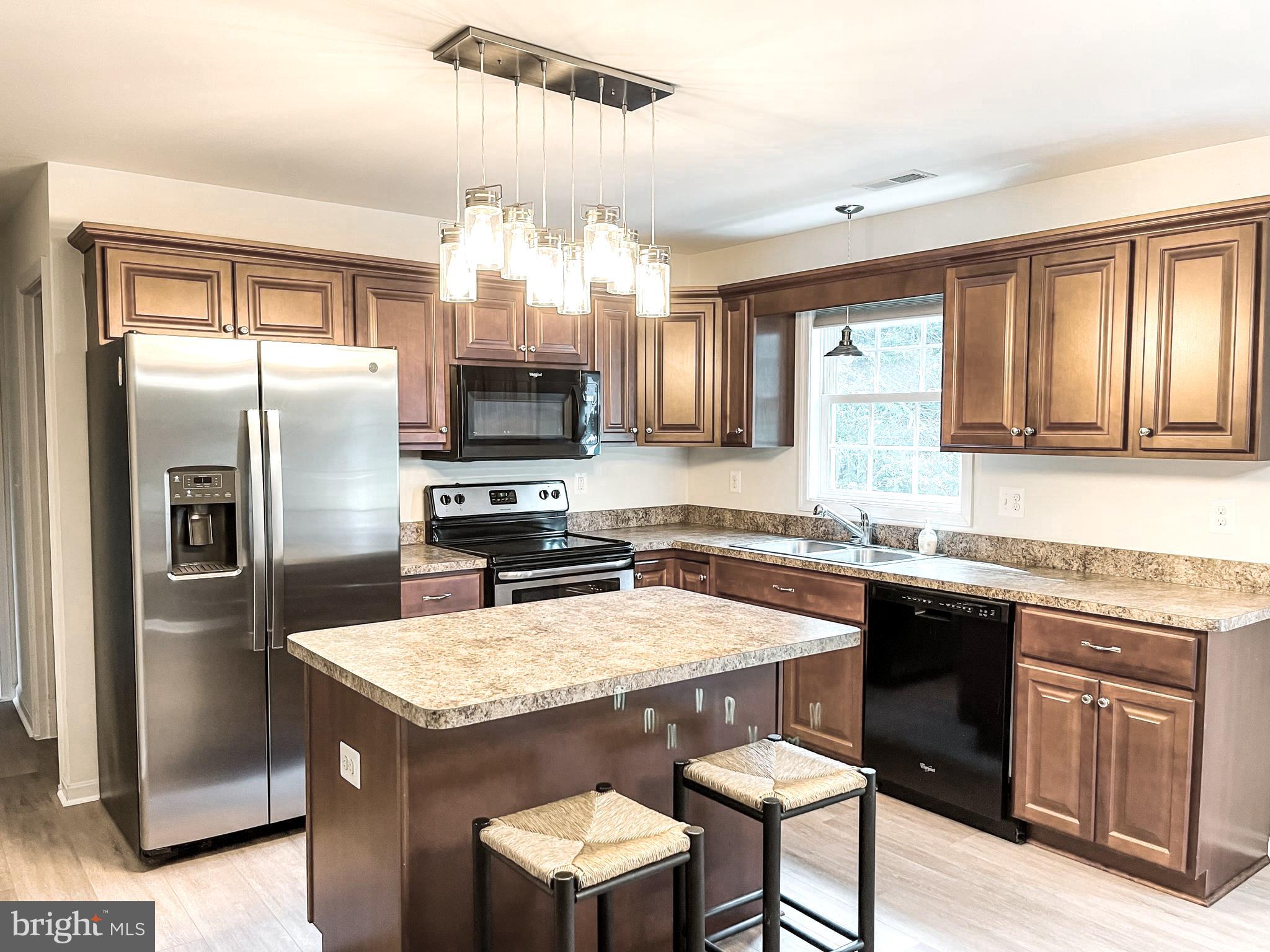 DEERFIELD - Residential Lease