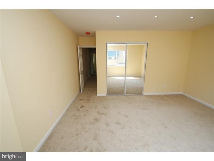 OAK LANE - Residential