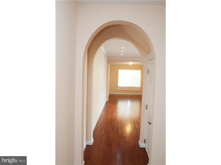 OAK LANE - Residential