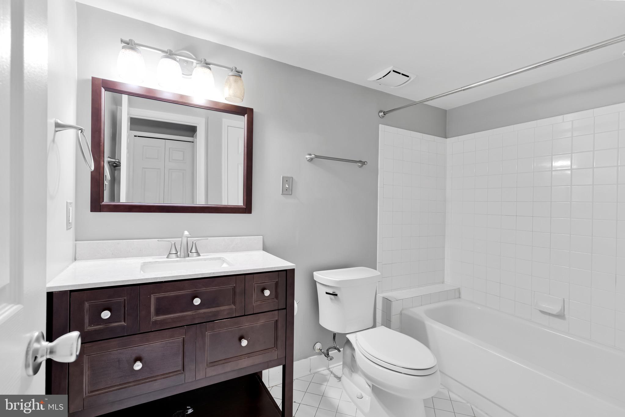 ASHBURN - Residential