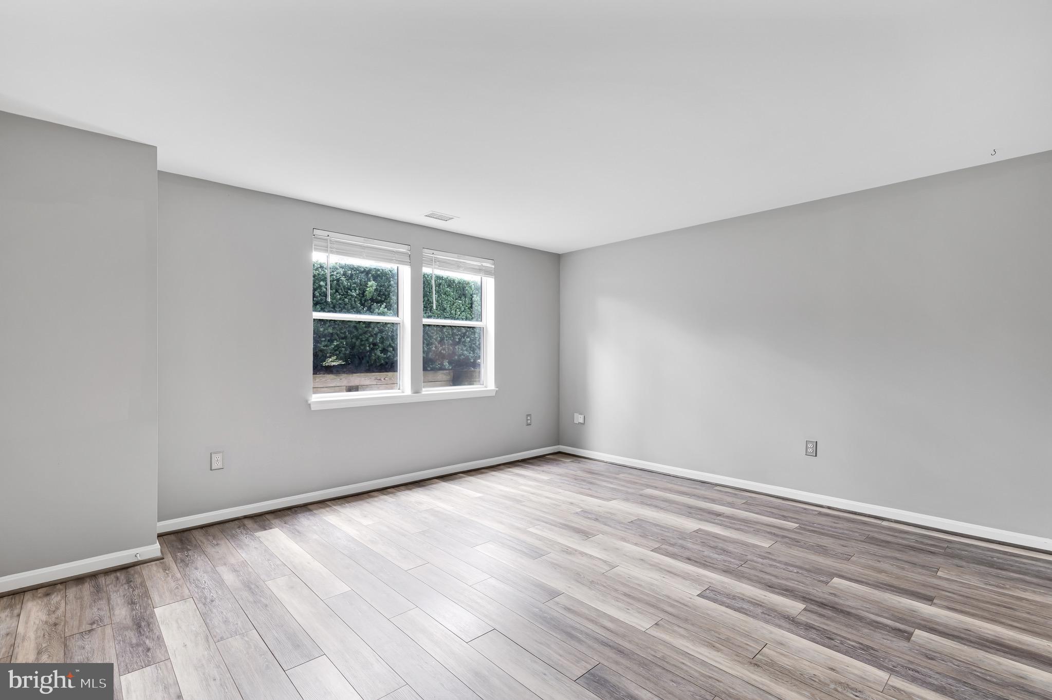 ASHBURN - Residential