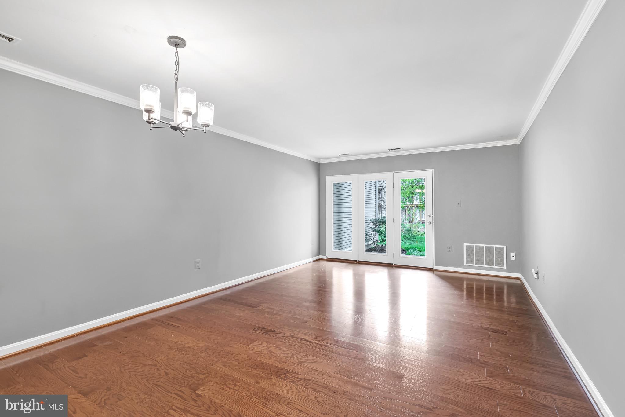 ASHBURN - Residential