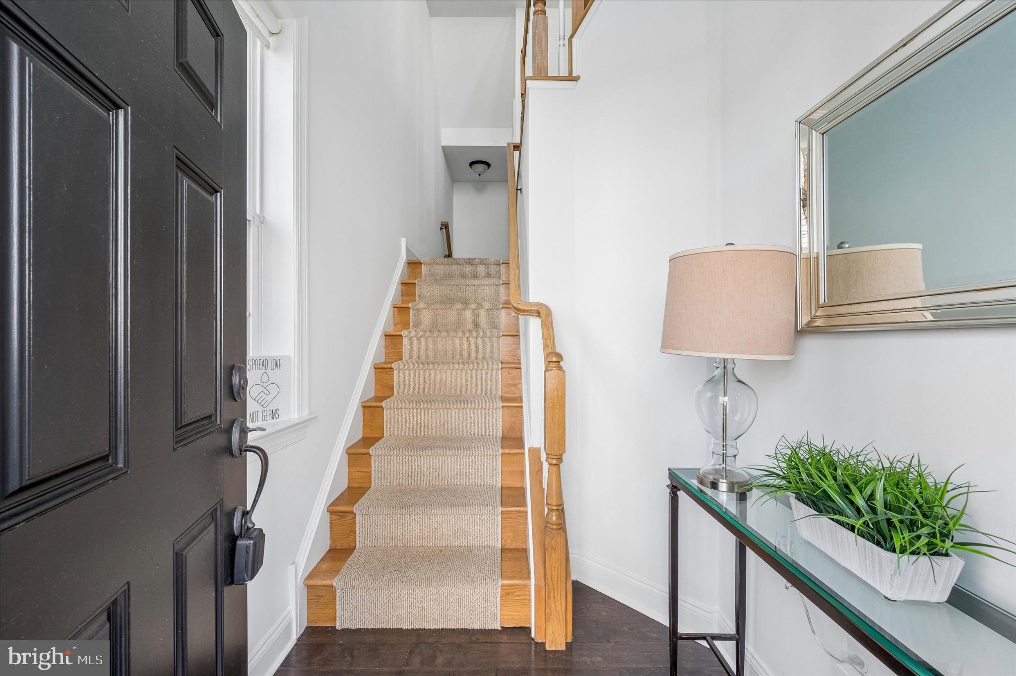 RAVENSCLIFF - Residential