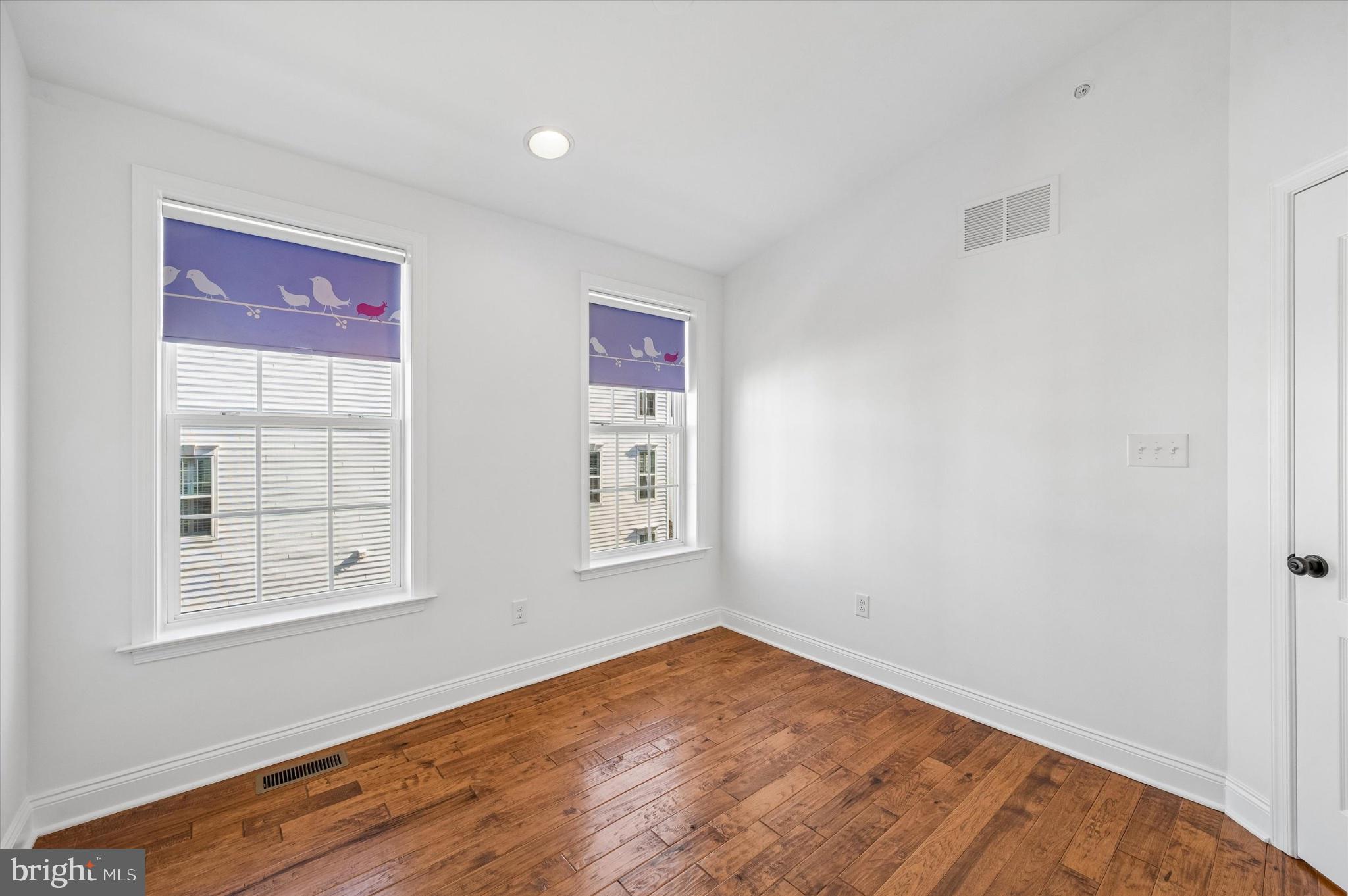 RAVENSCLIFF - Residential