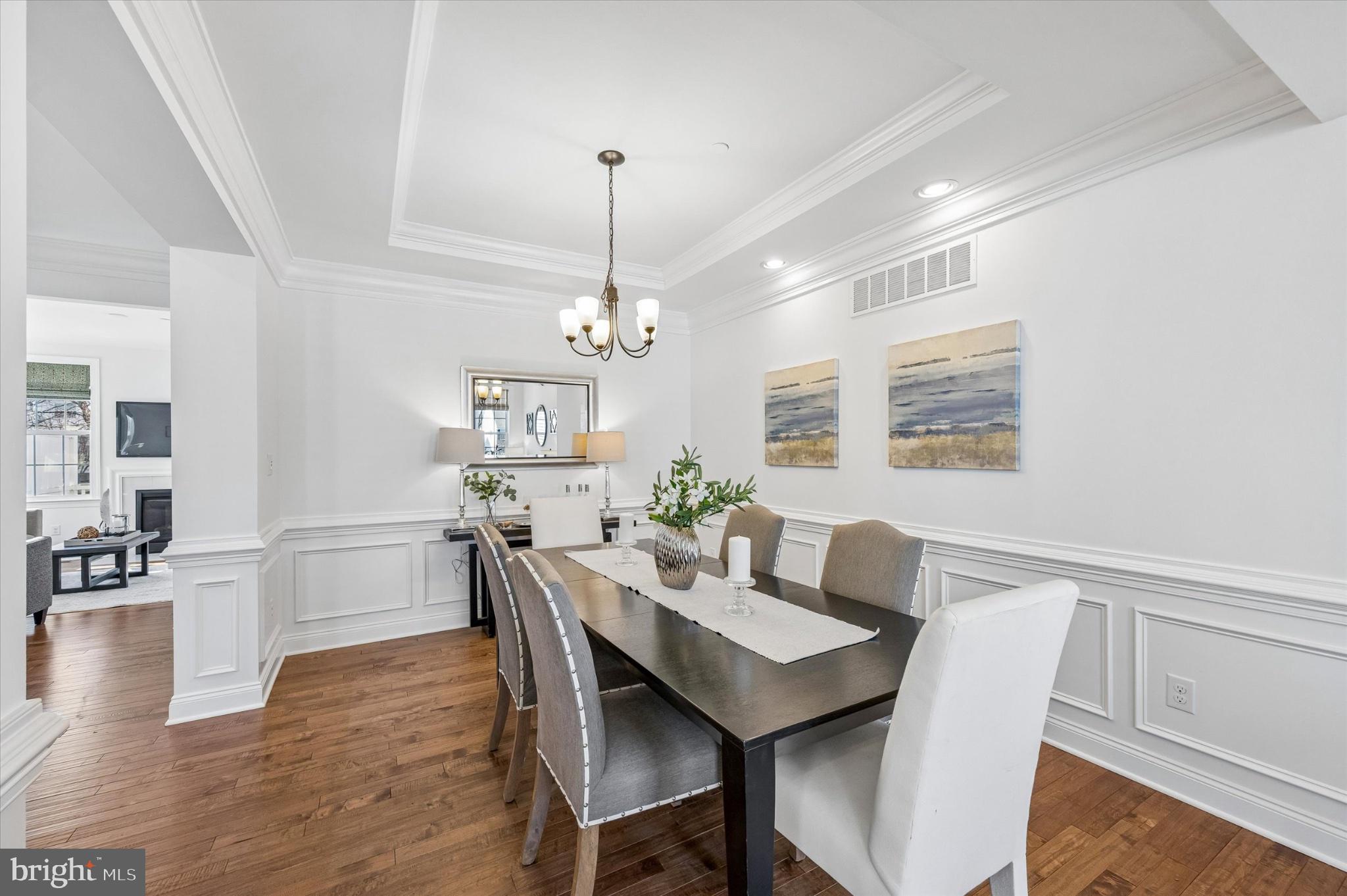 RAVENSCLIFF - Residential