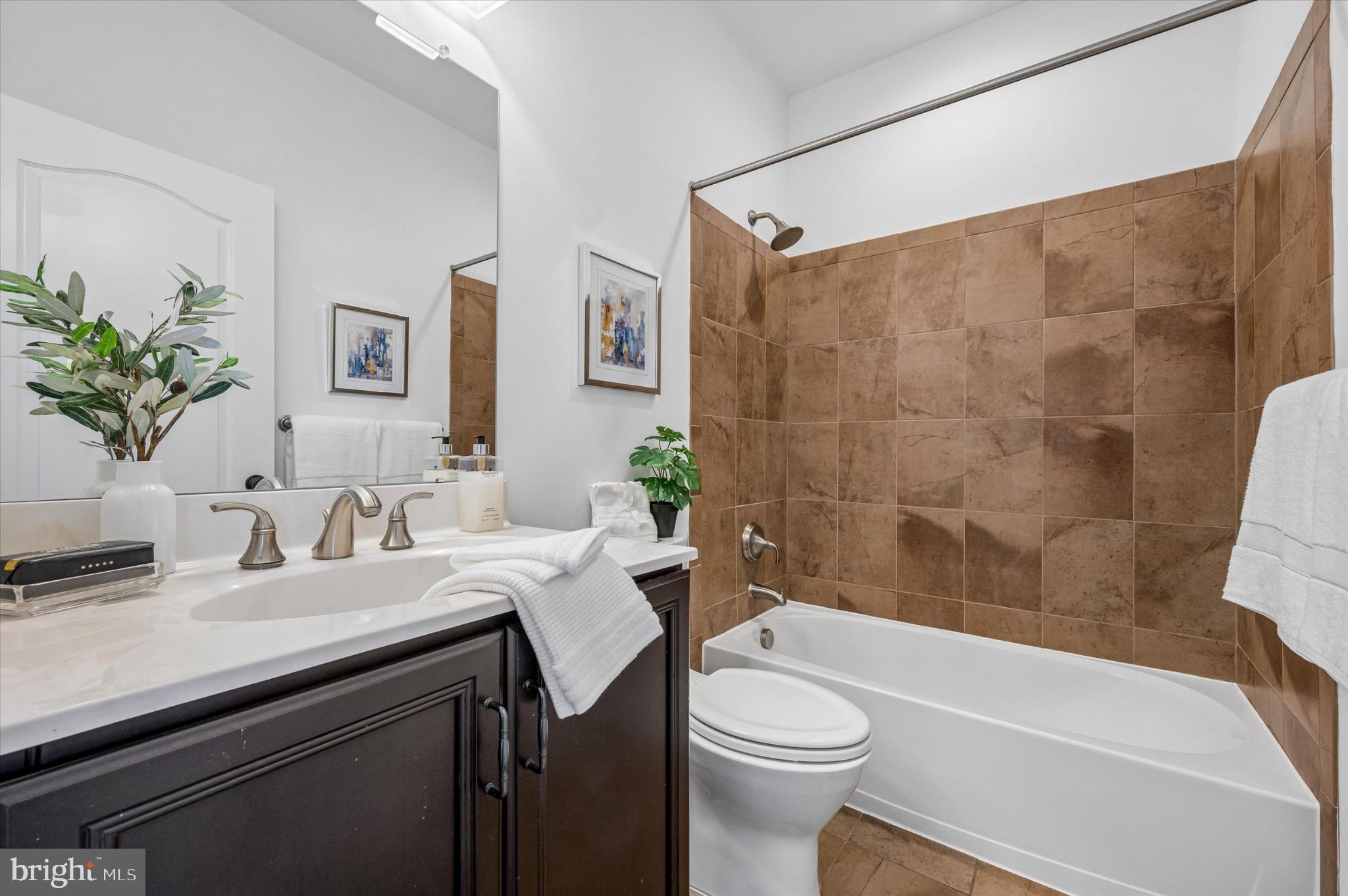 RAVENSCLIFF - Residential