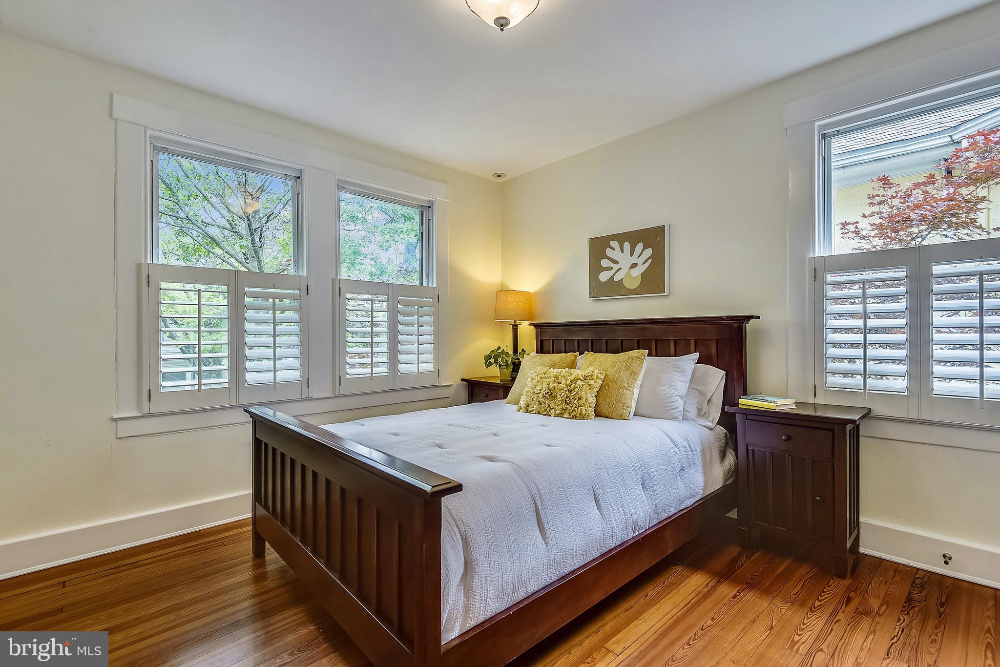 MURRAY HILL - Residential