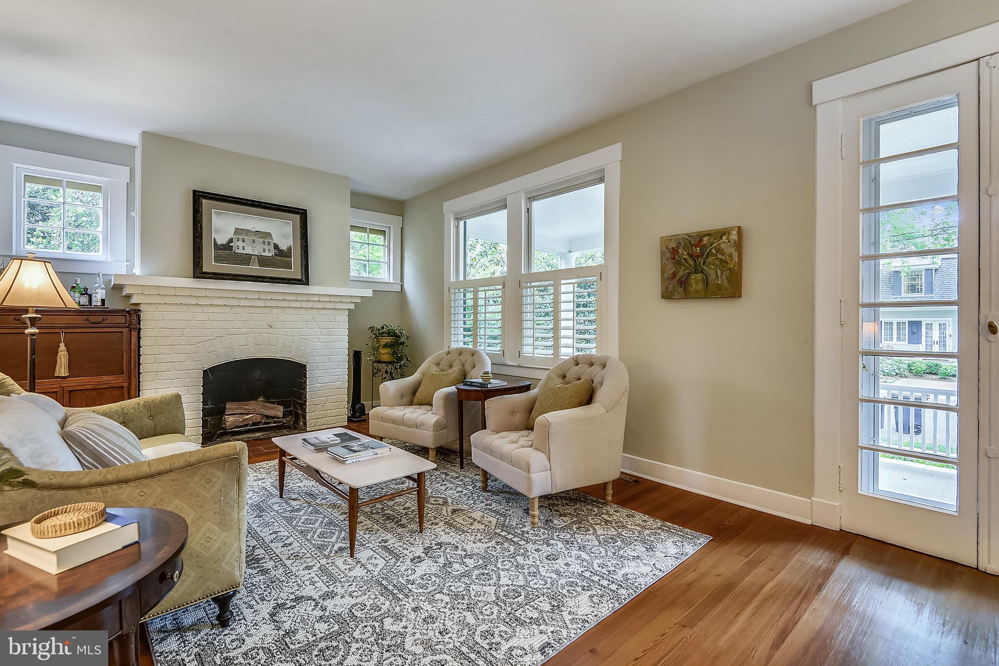 MURRAY HILL - Residential