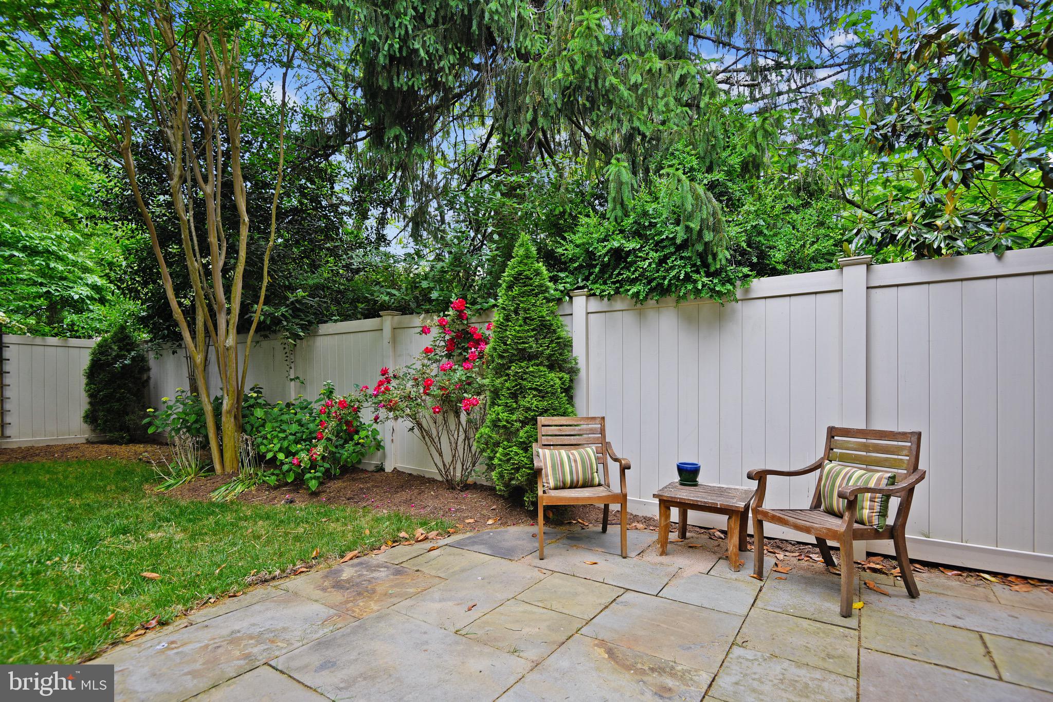 MURRAY HILL - Residential