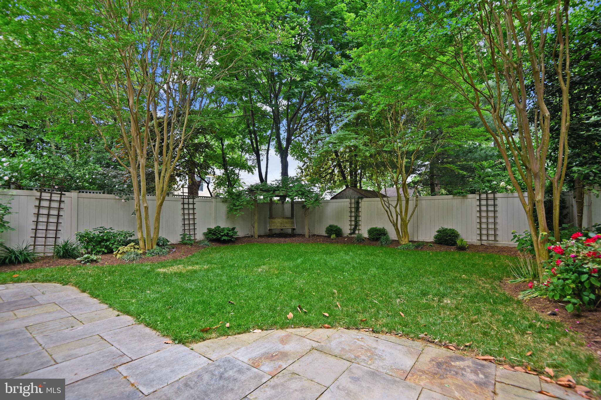 MURRAY HILL - Residential